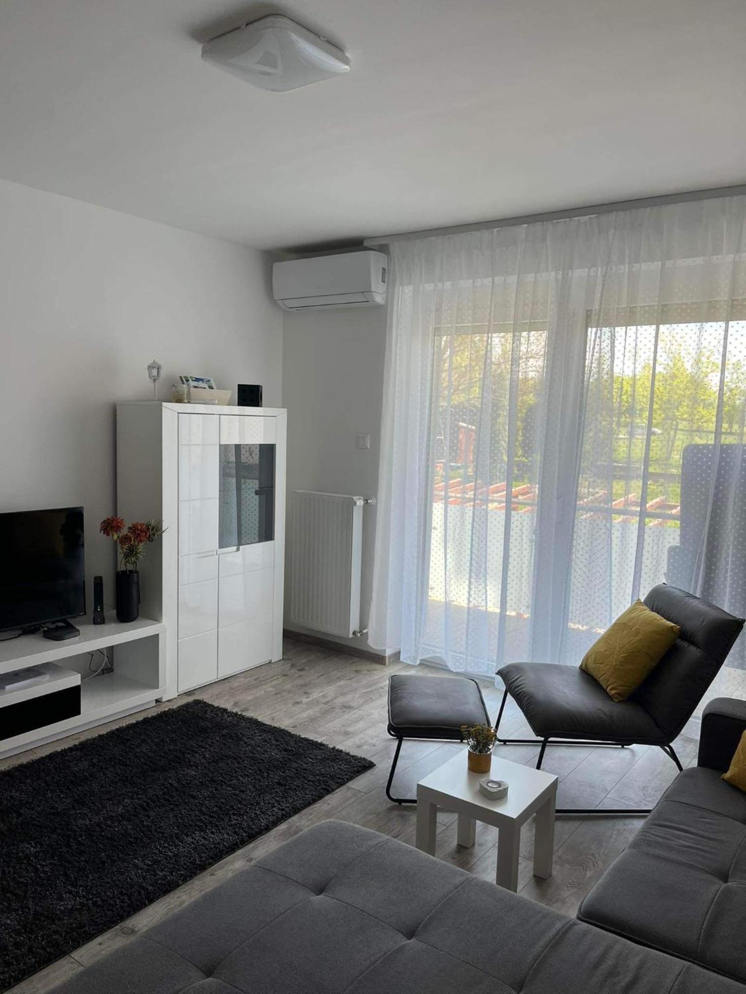 Ada Apartman Sopron Exteriör bild