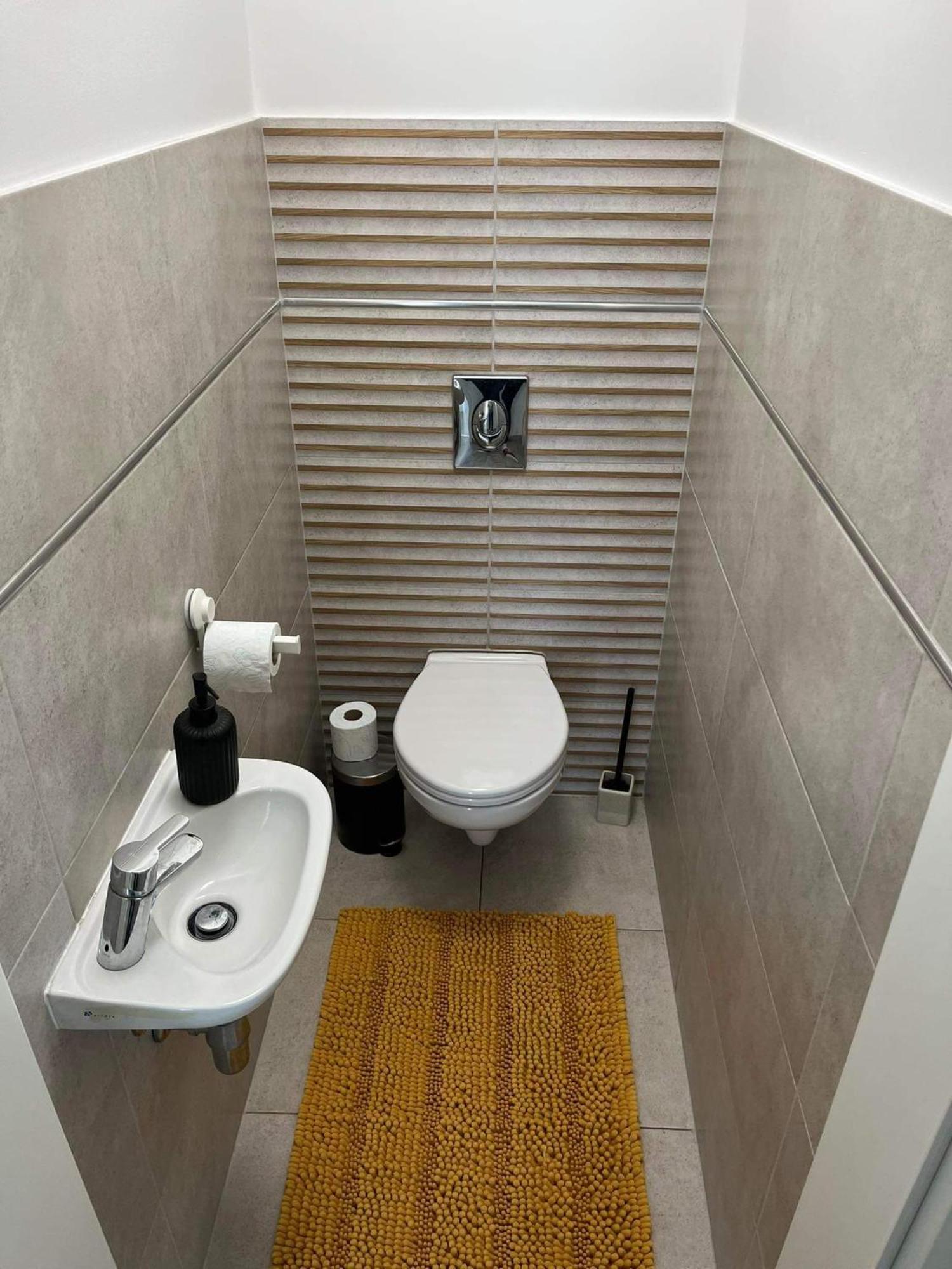 Ada Apartman Sopron Exteriör bild